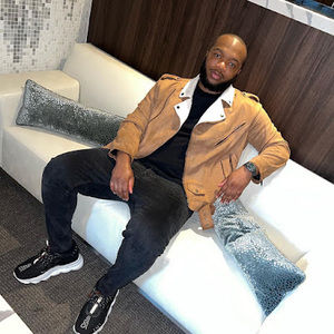 Meet your Posher, Femi